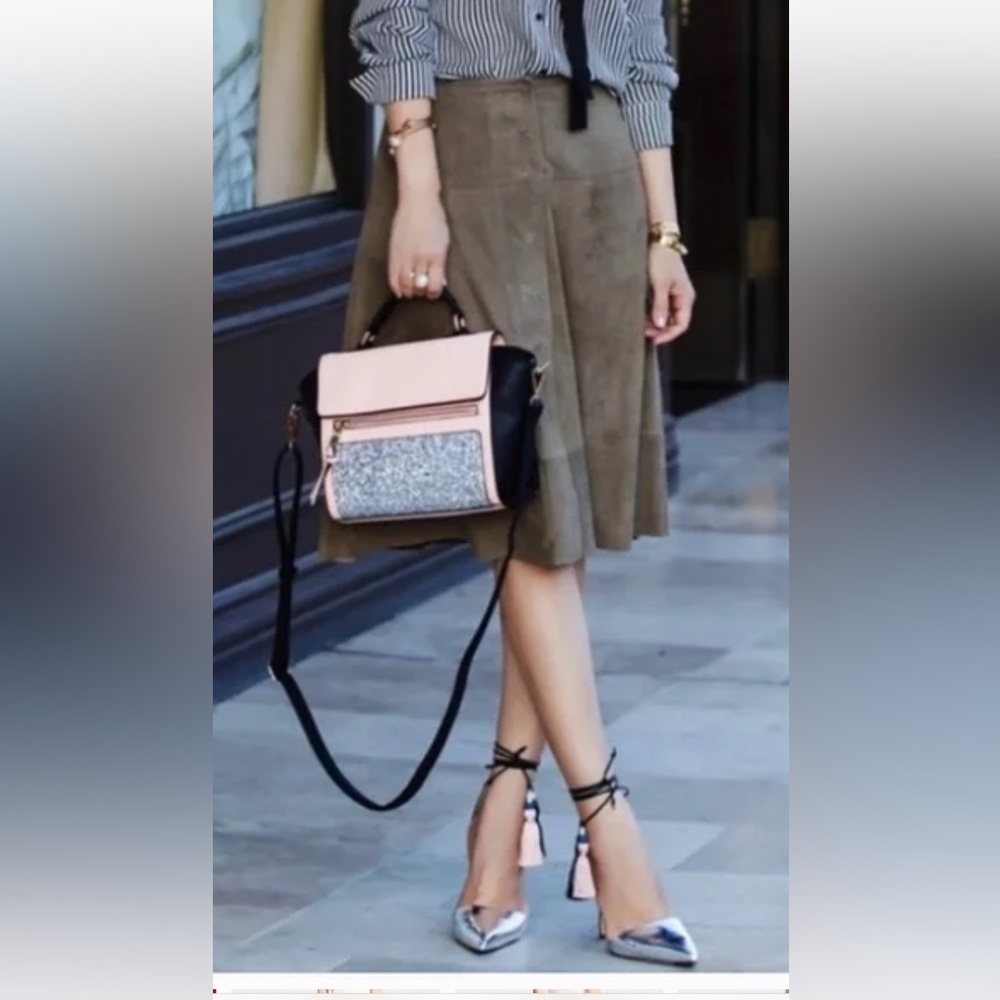Mylon suede skirt in olive by Joie, sz. M.